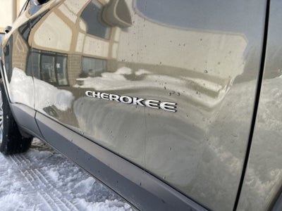 2021 Jeep Cherokee Latitude Lux