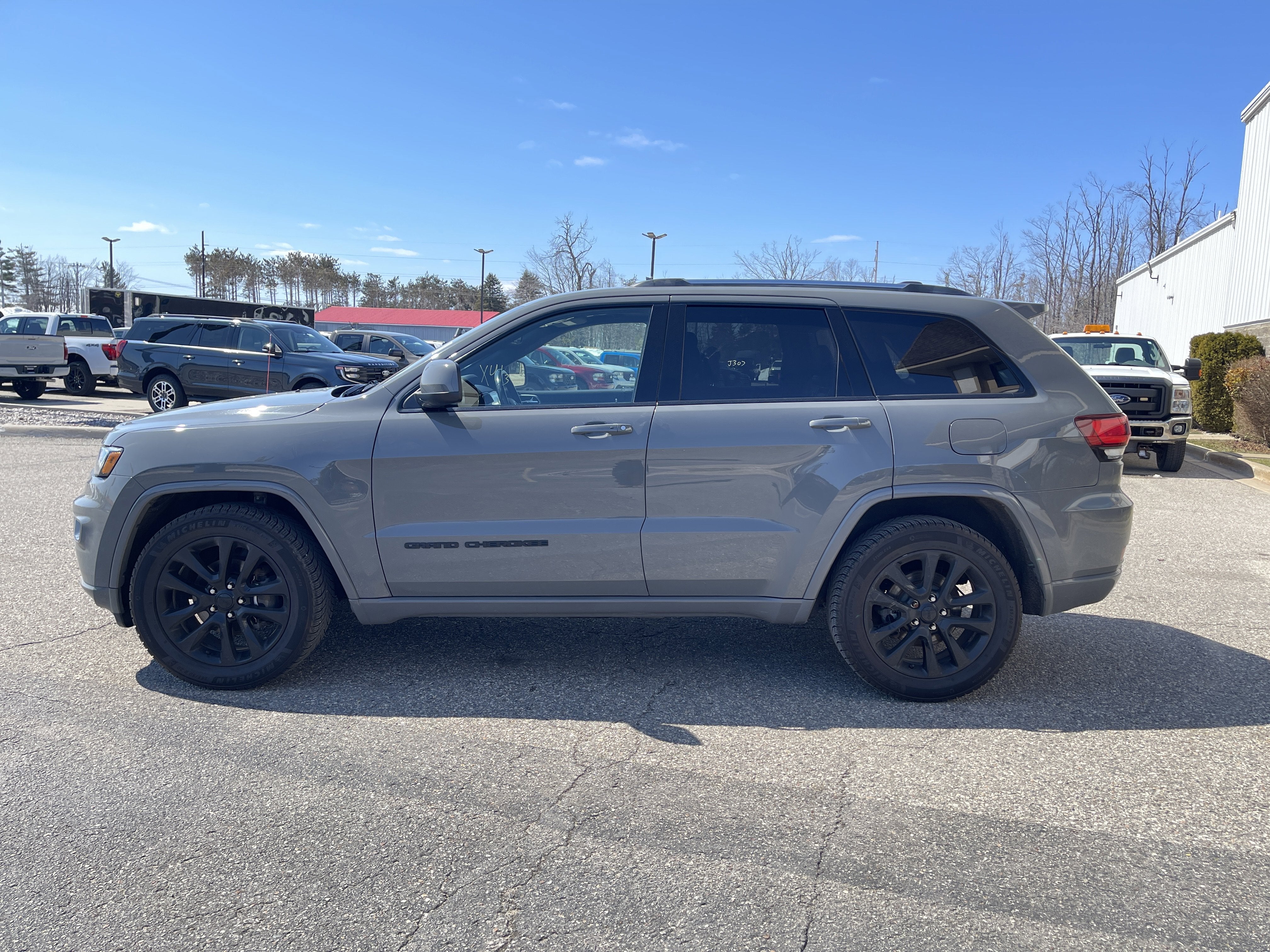 2020 Jeep Grand Cherokee Altitude