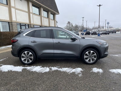 2025 Ford Escape Platinum