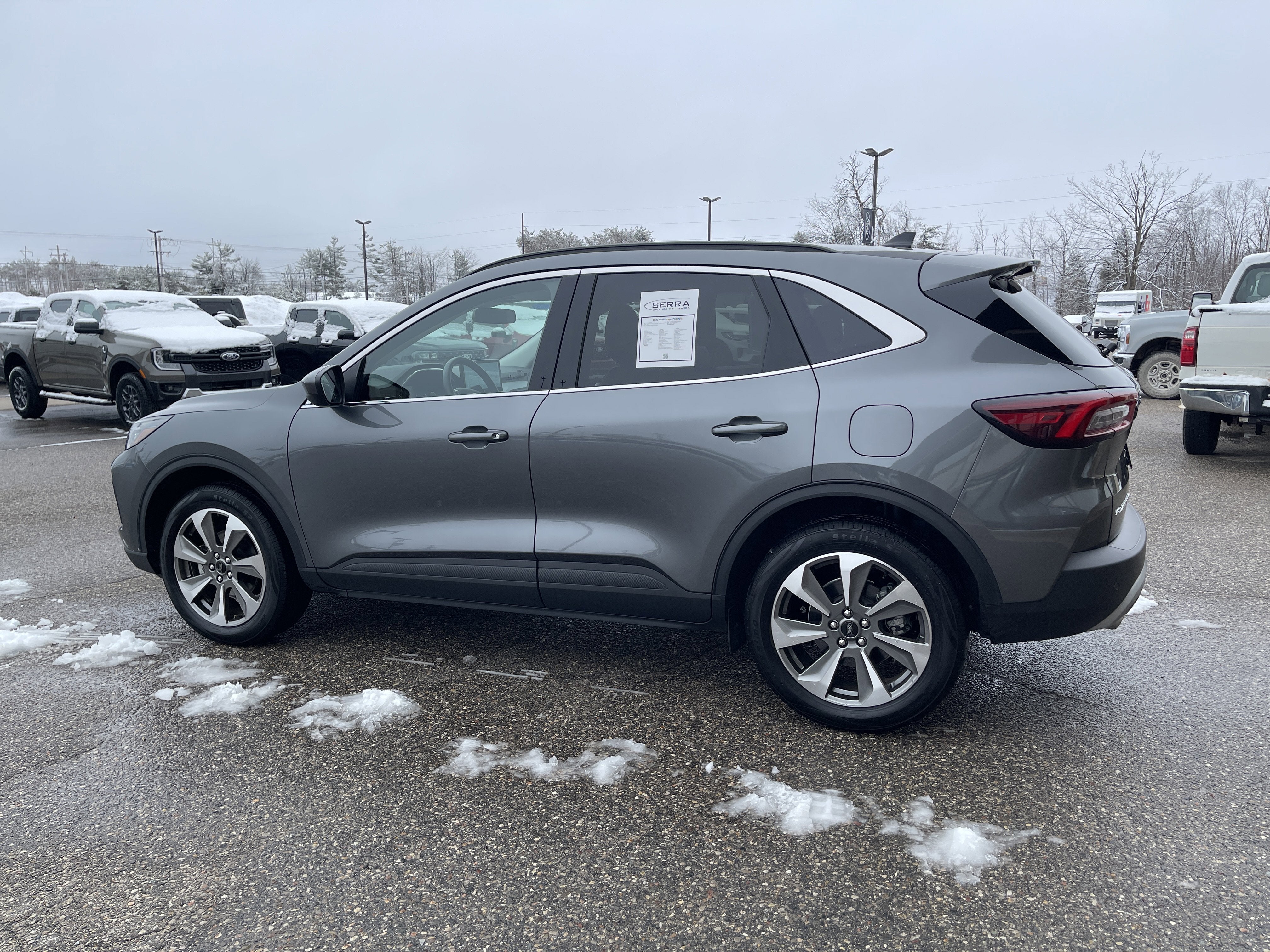 2025 Ford Escape Platinum