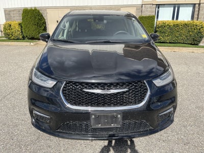 2024 Chrysler Pacifica Hybrid Select