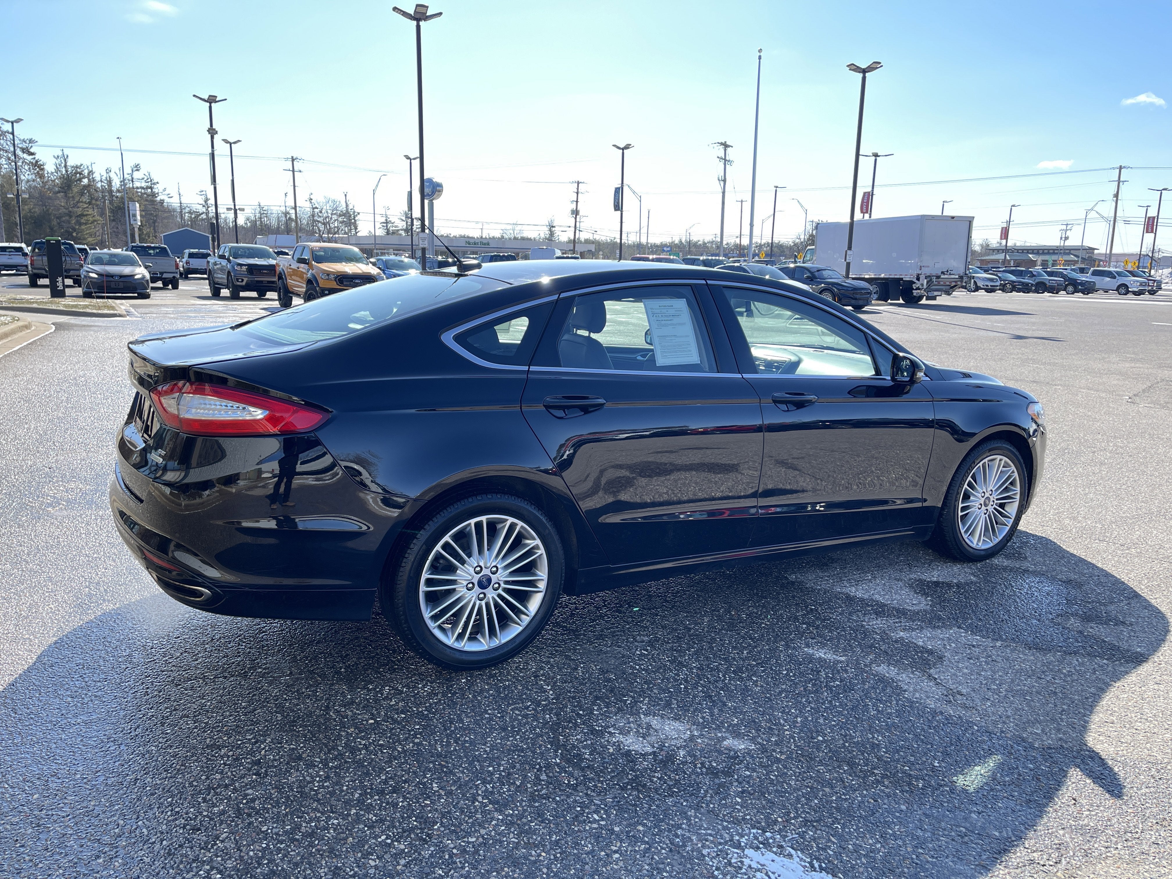 2016 Ford Fusion SE