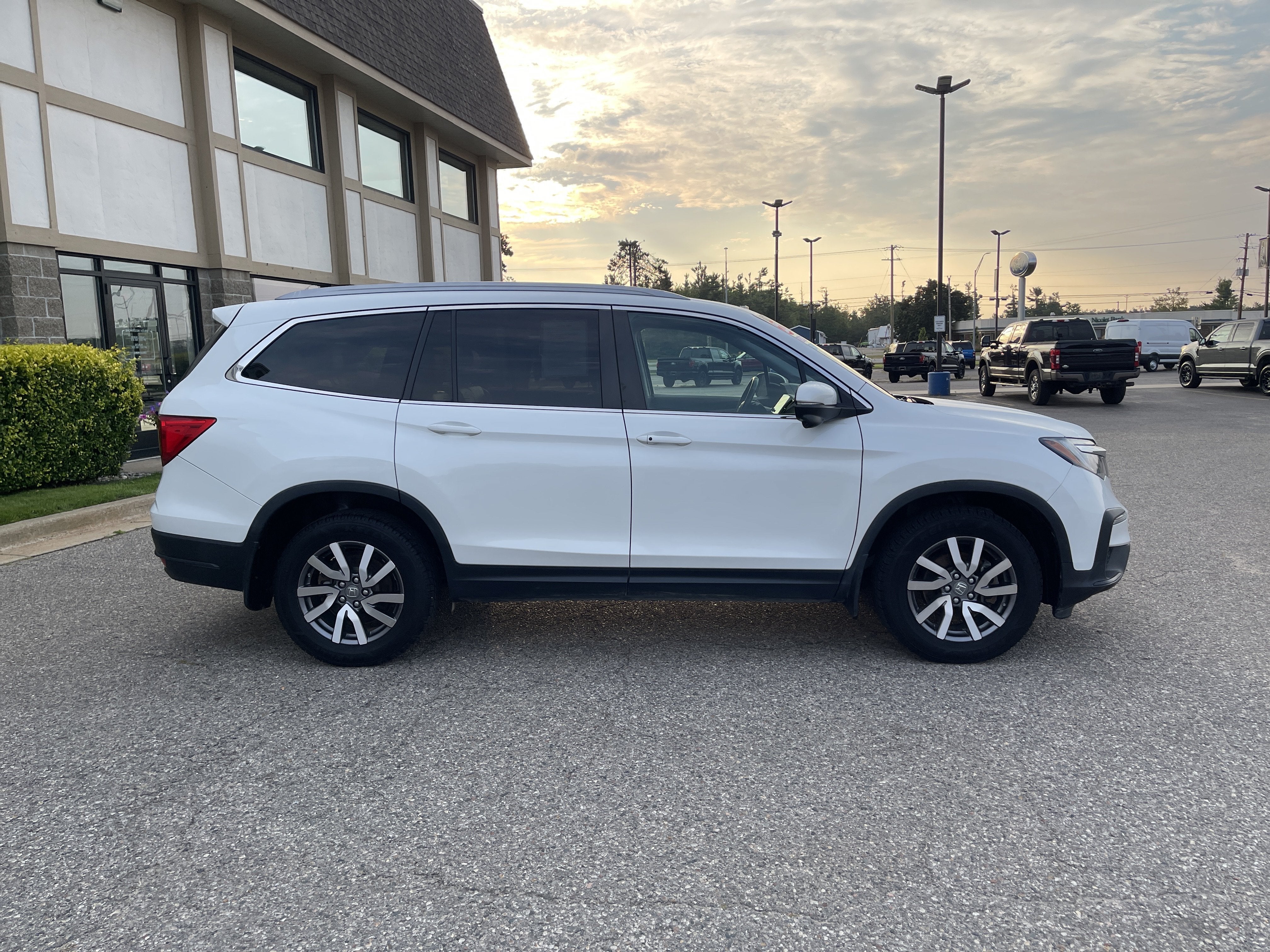 2022 Honda Pilot Black Edition