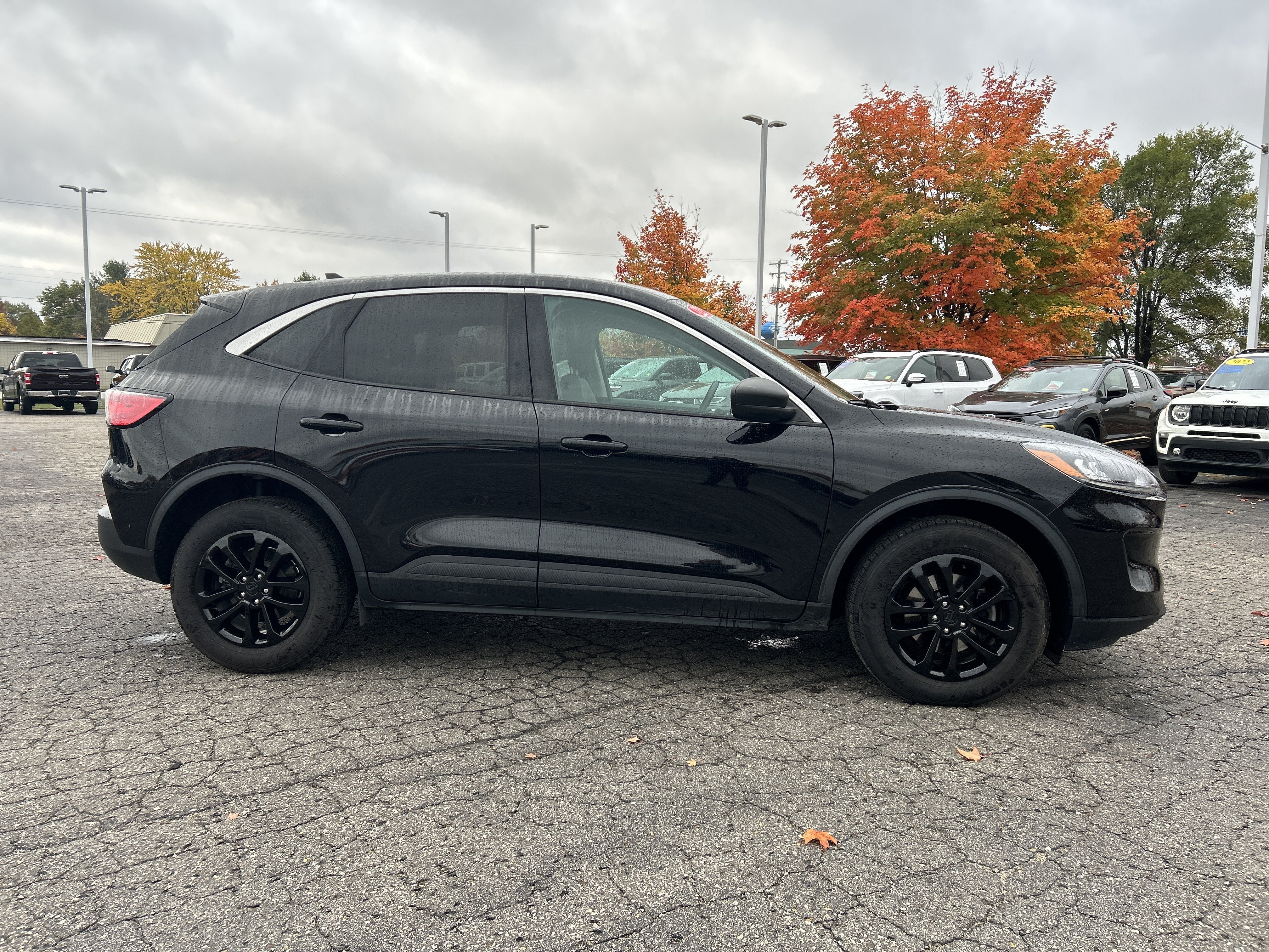 2022 Ford Escape SE