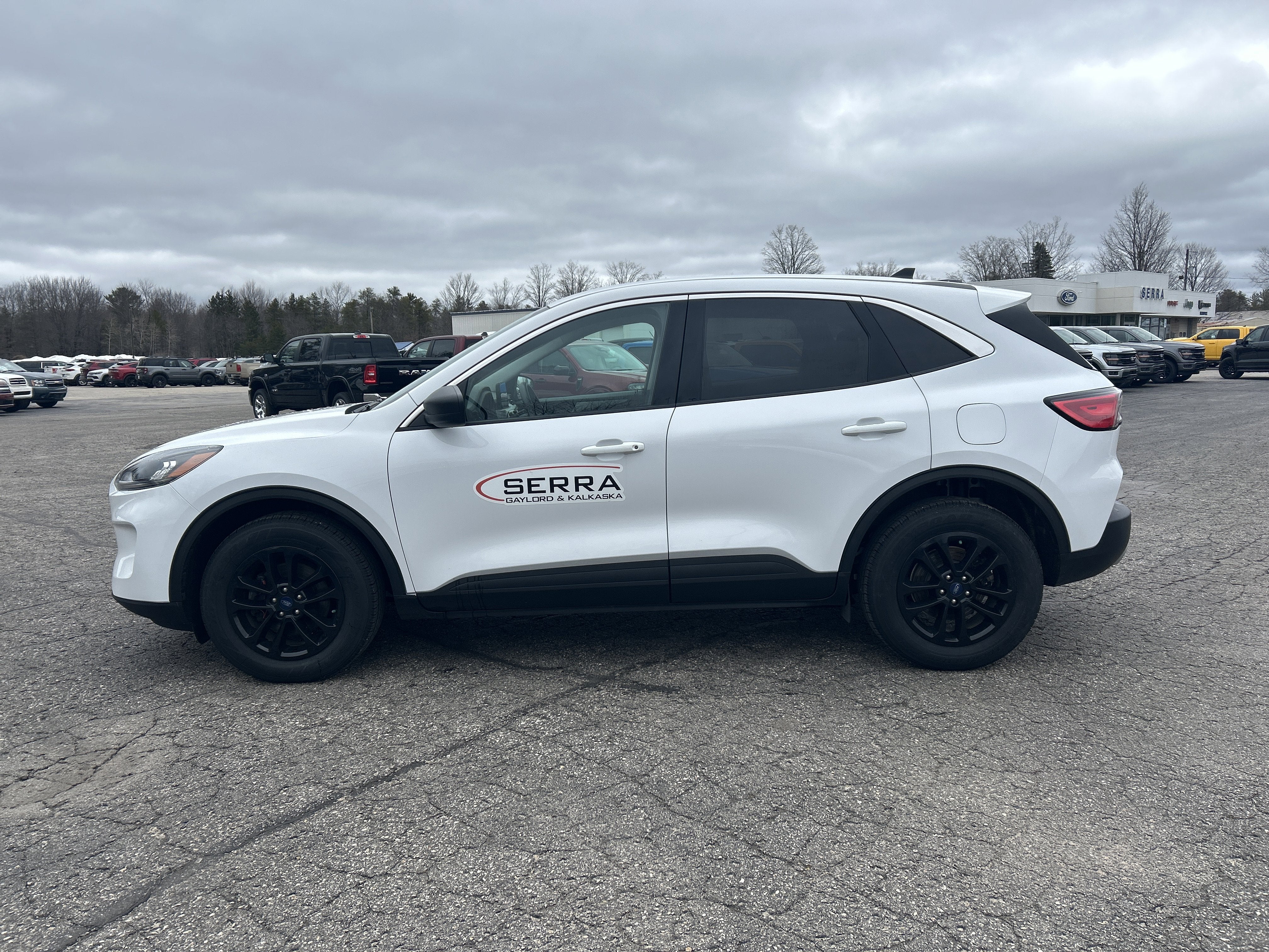 2022 Ford Escape SE