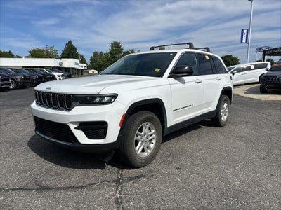 2022 Jeep Grand Cherokee Laredo 4x4