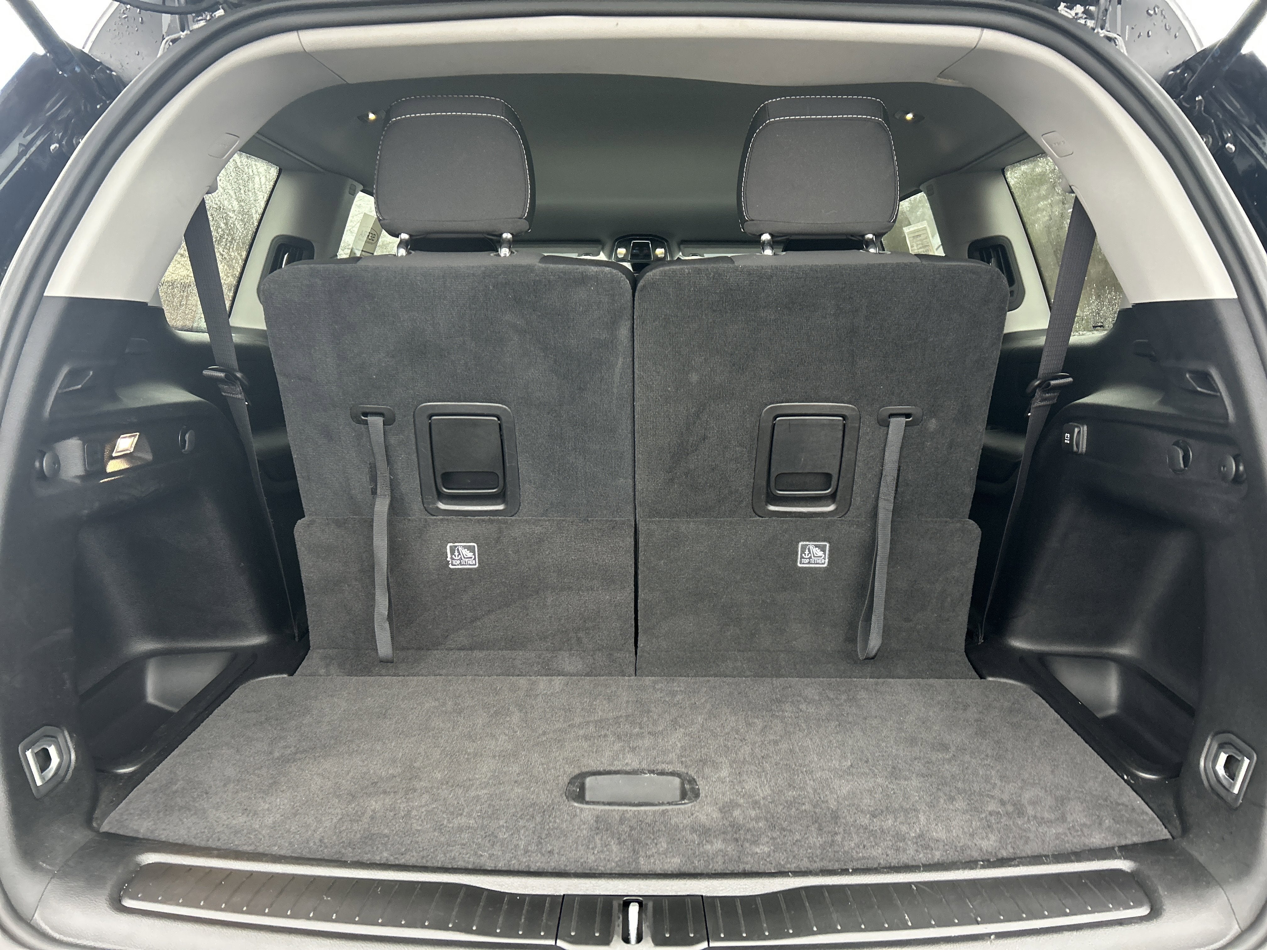 2023 Jeep Grand Cherokee L Laredo 4x4