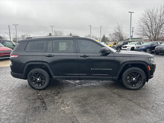 2023 Jeep Grand Cherokee L Laredo 4x4
