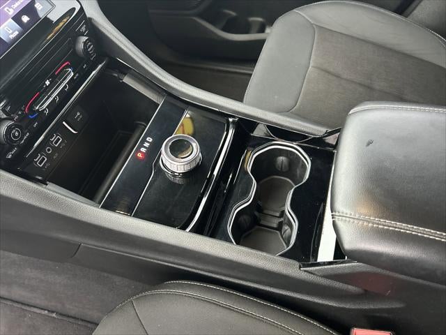 2023 Jeep Grand Cherokee L Laredo 4x4