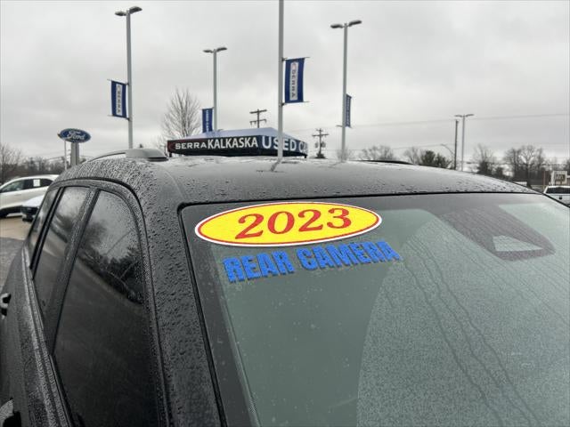 2023 Jeep Grand Cherokee L Laredo 4x4