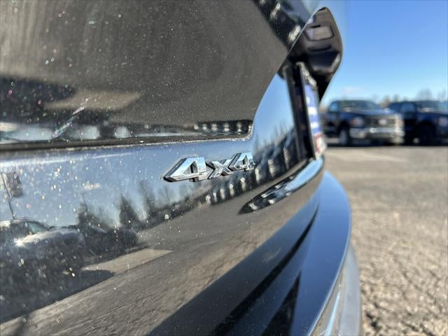 2023 Jeep Grand Cherokee L Laredo 4x4