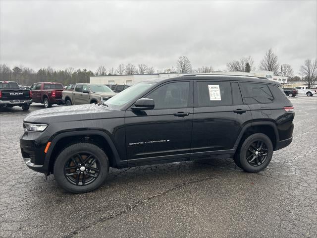 2023 Jeep Grand Cherokee L Laredo 4x4