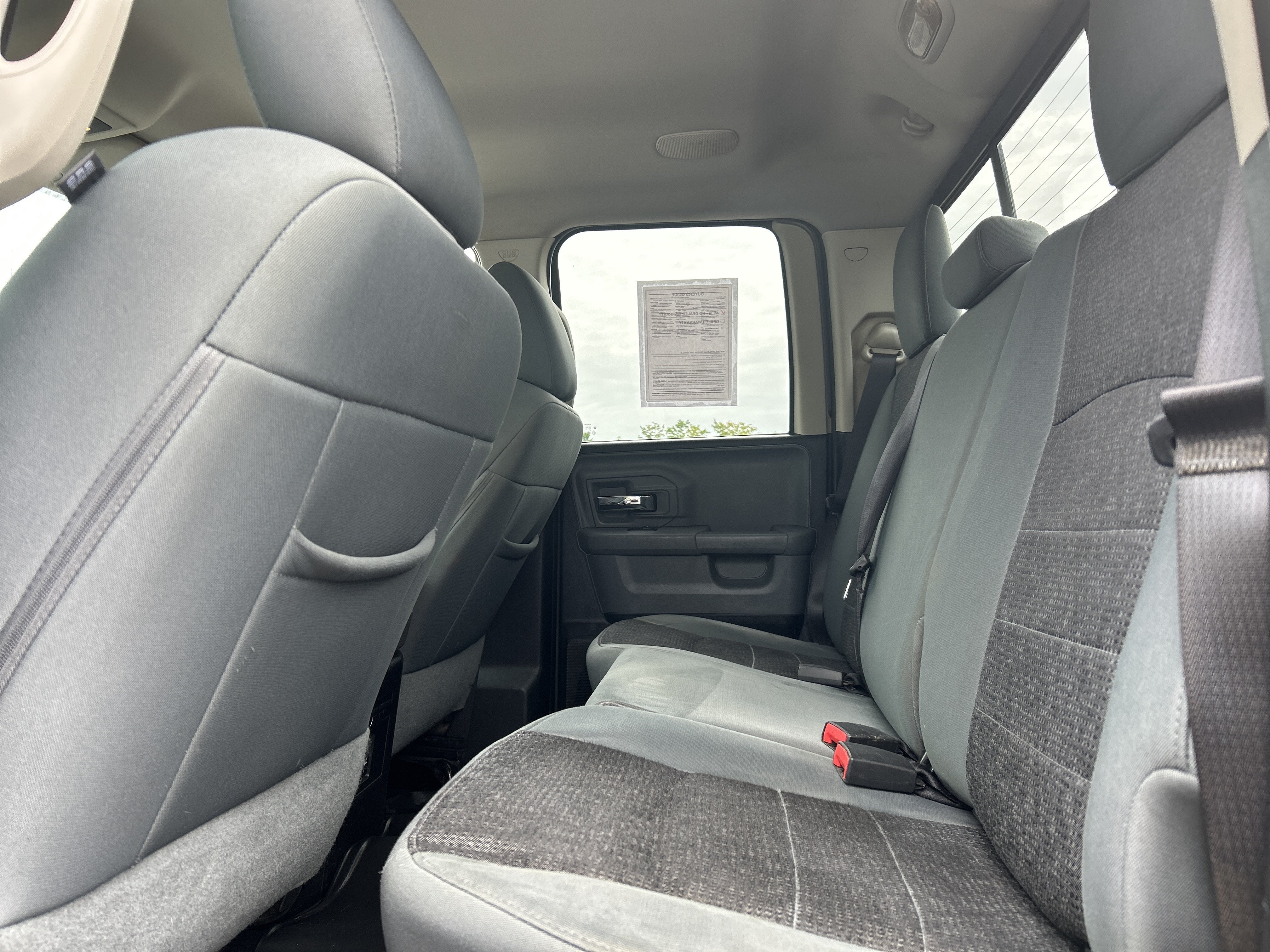 2016 RAM 1500 SLT