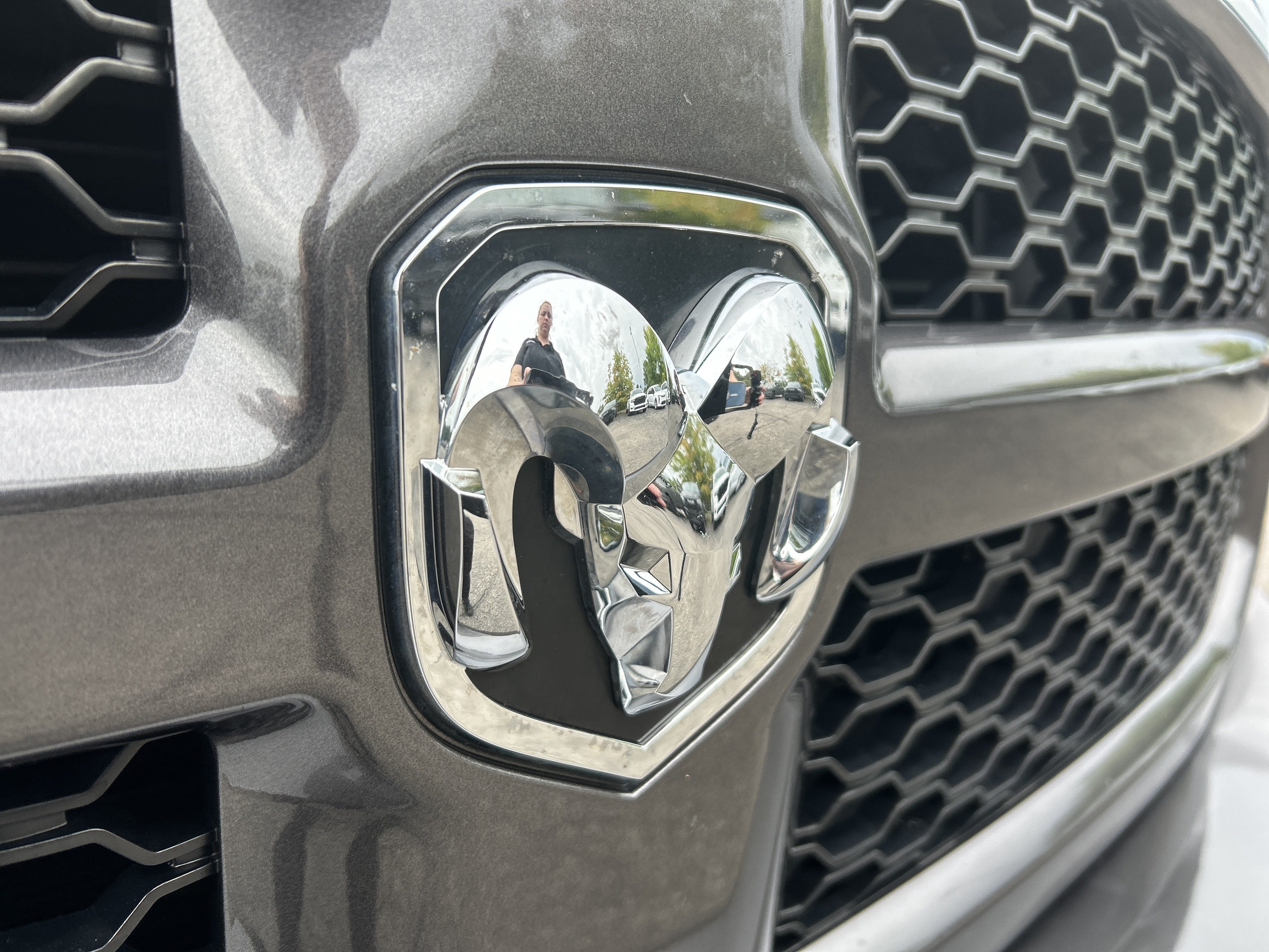 2016 RAM 1500 SLT