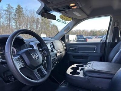 2019 RAM 1500 Classic SLT Crew Cab 4x4 6'4' Box