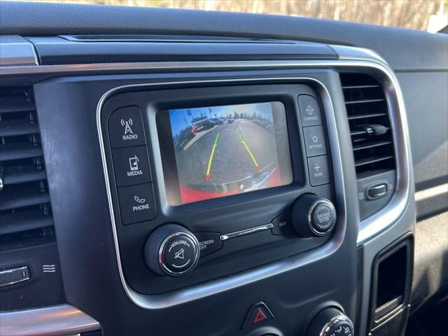 2019 RAM 1500 Classic SLT Crew Cab 4x4 6'4' Box