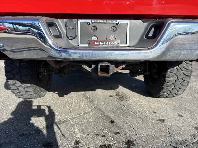 2019 RAM 1500 Classic SLT Crew Cab 4x4 6'4' Box