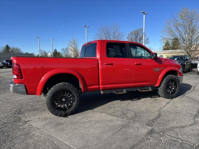 2019 RAM 1500 Classic SLT Crew Cab 4x4 6'4' Box