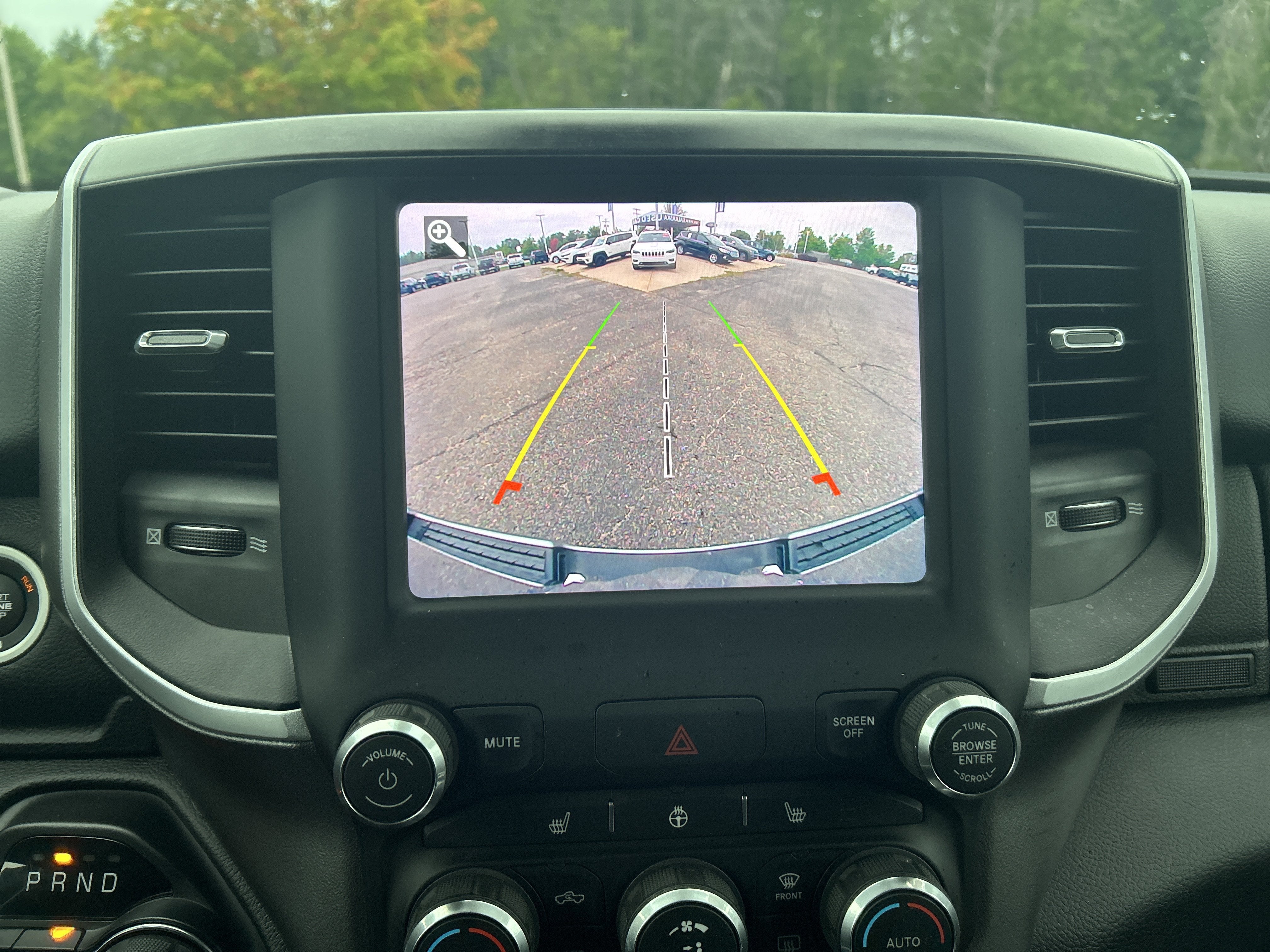 2020 RAM 1500 Big Horn Crew Cab 4x4 5'7' Box