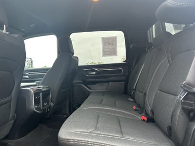 2020 RAM 1500 Big Horn Crew Cab 4x4 5'7' Box