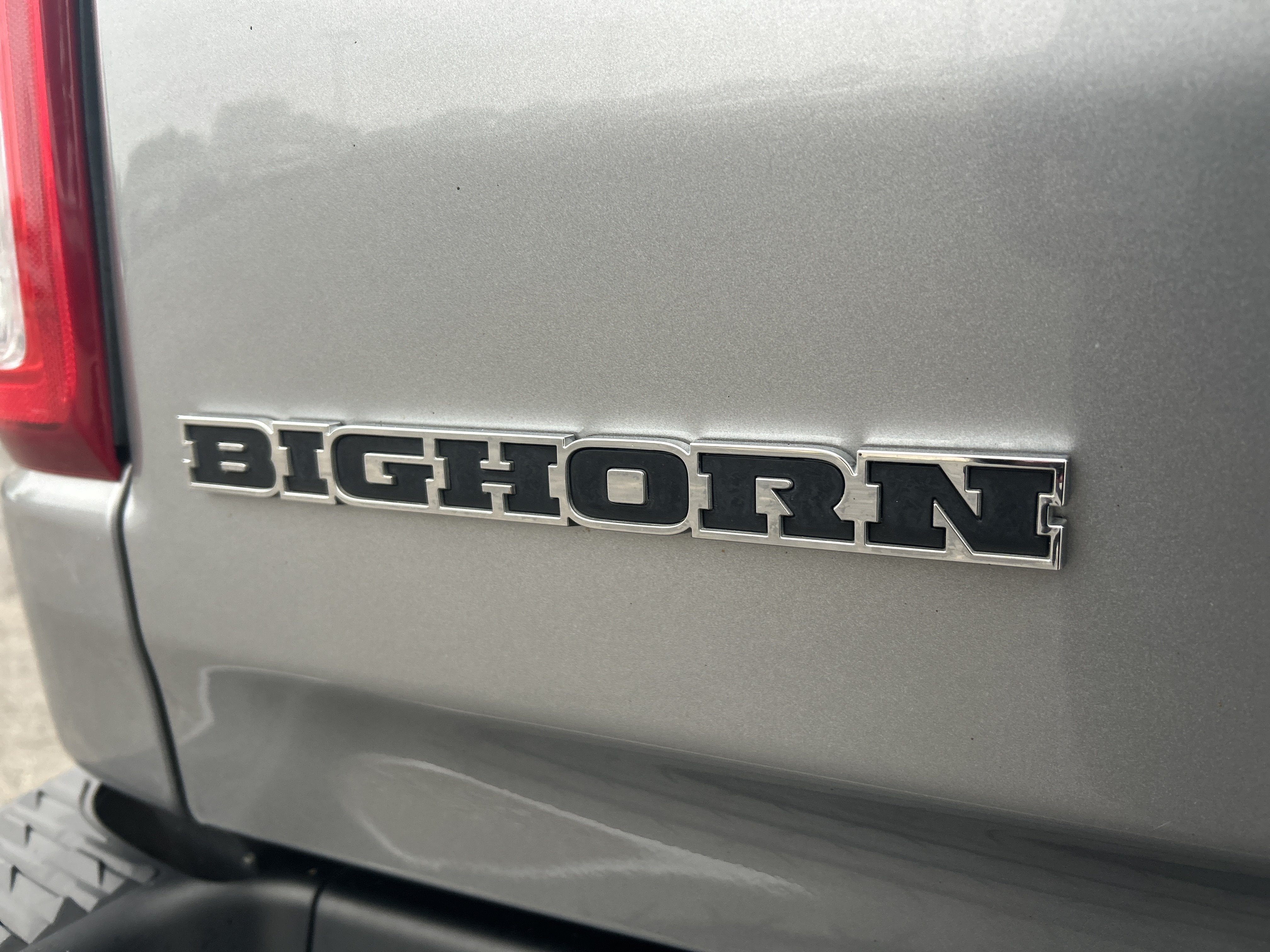 2020 RAM 1500 Big Horn Crew Cab 4x4 5'7' Box
