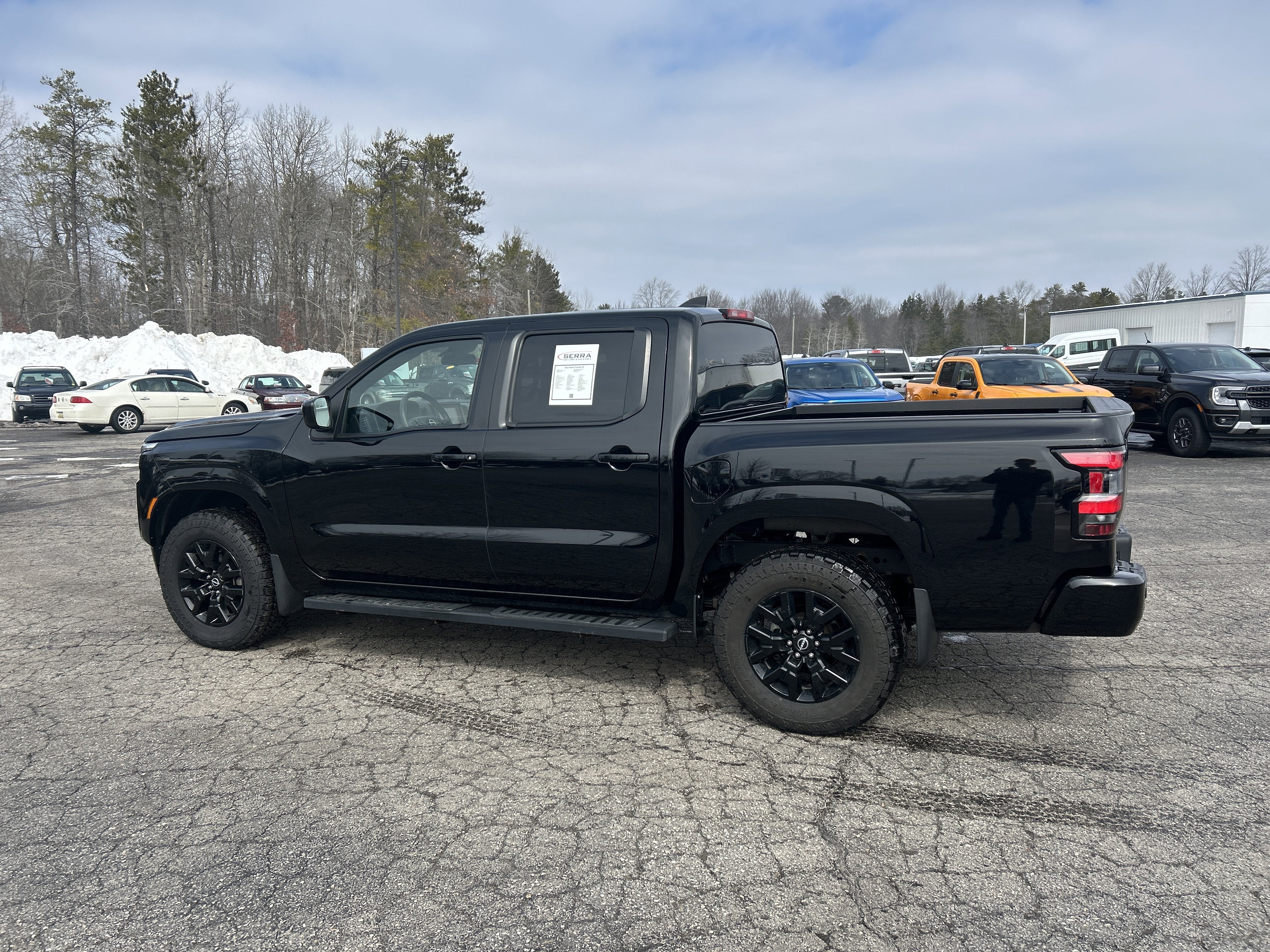 2023 Nissan Frontier SV