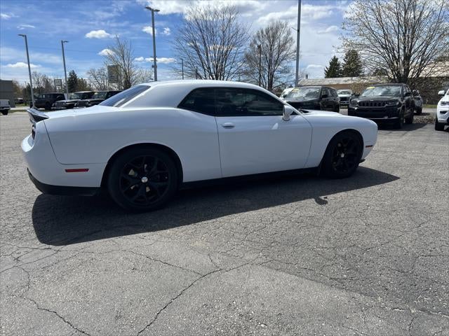 2015 Dodge Challenger SXT Plus