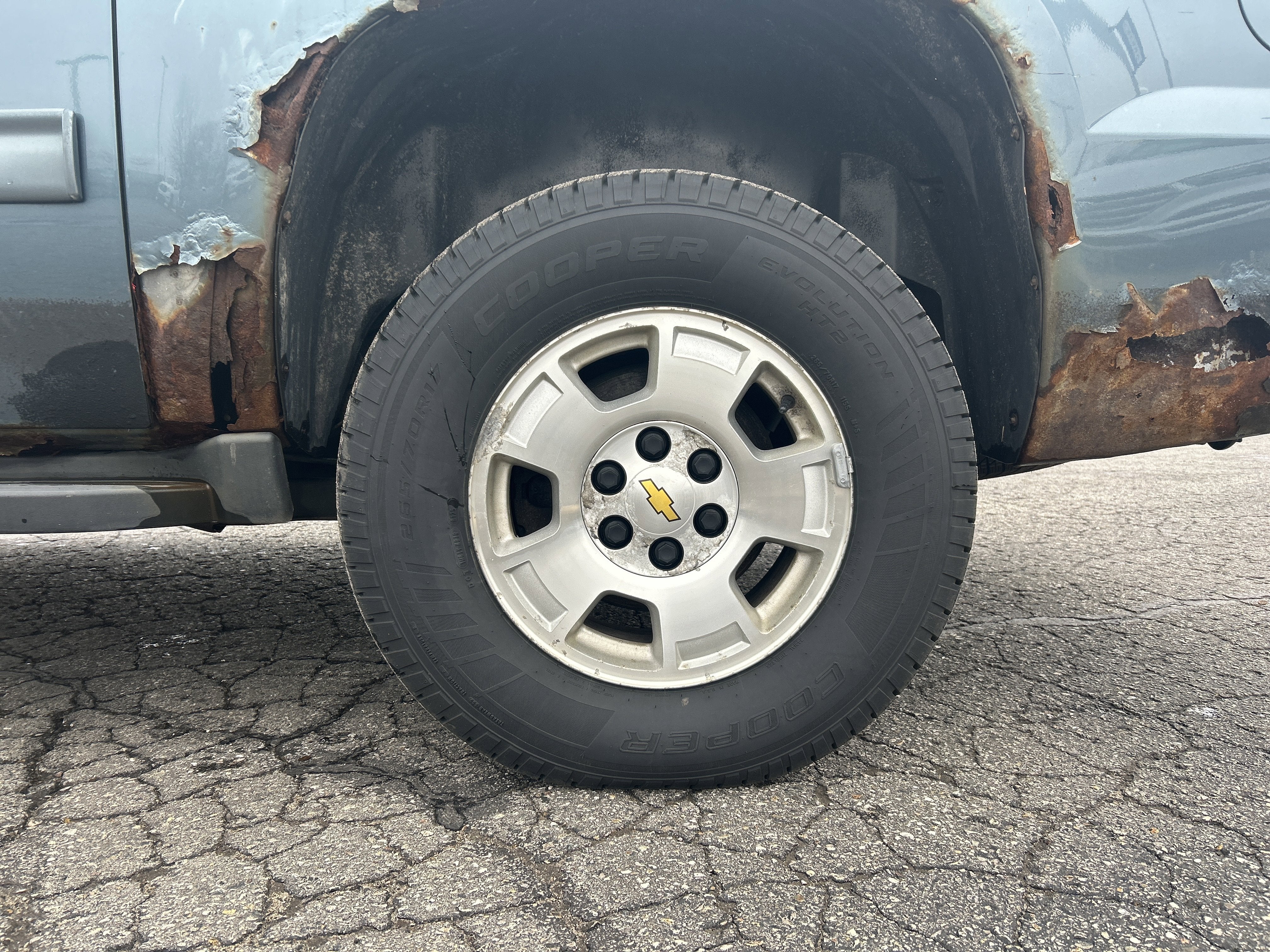 2012 Chevrolet Avalanche LS