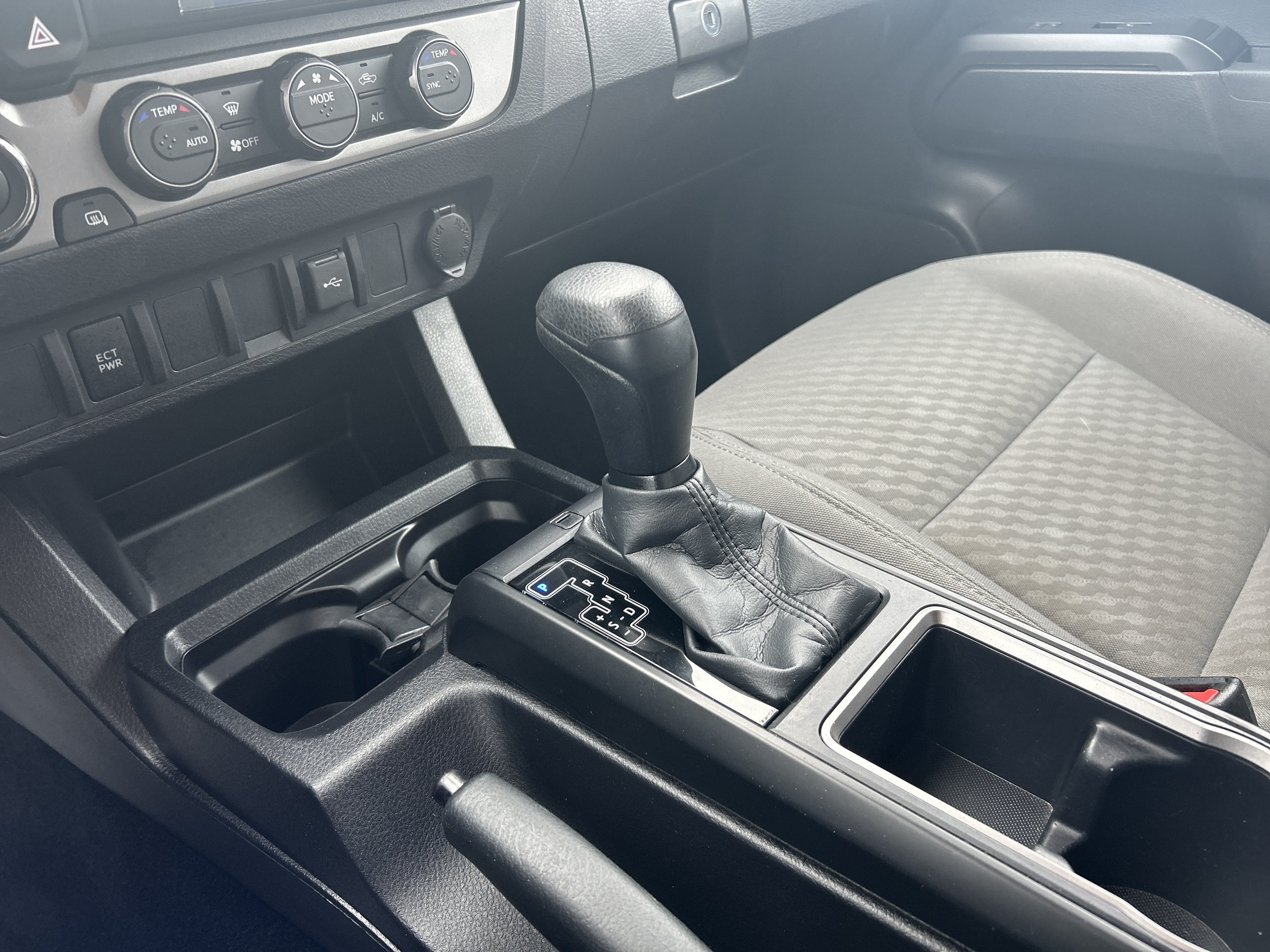 2021 Toyota Tacoma SR V6