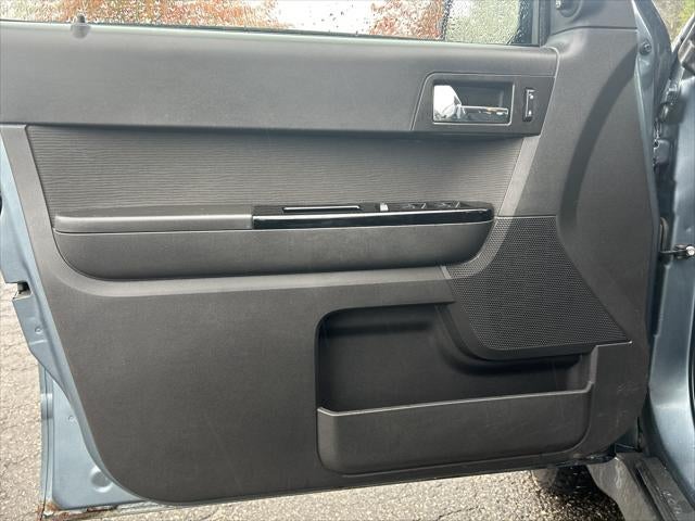 2010 Mazda Mazda Tribute i Touring