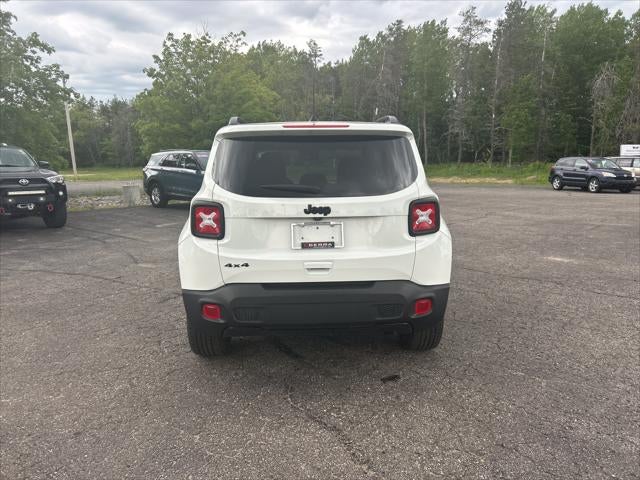 2022 Jeep Renegade Altitude 4x4